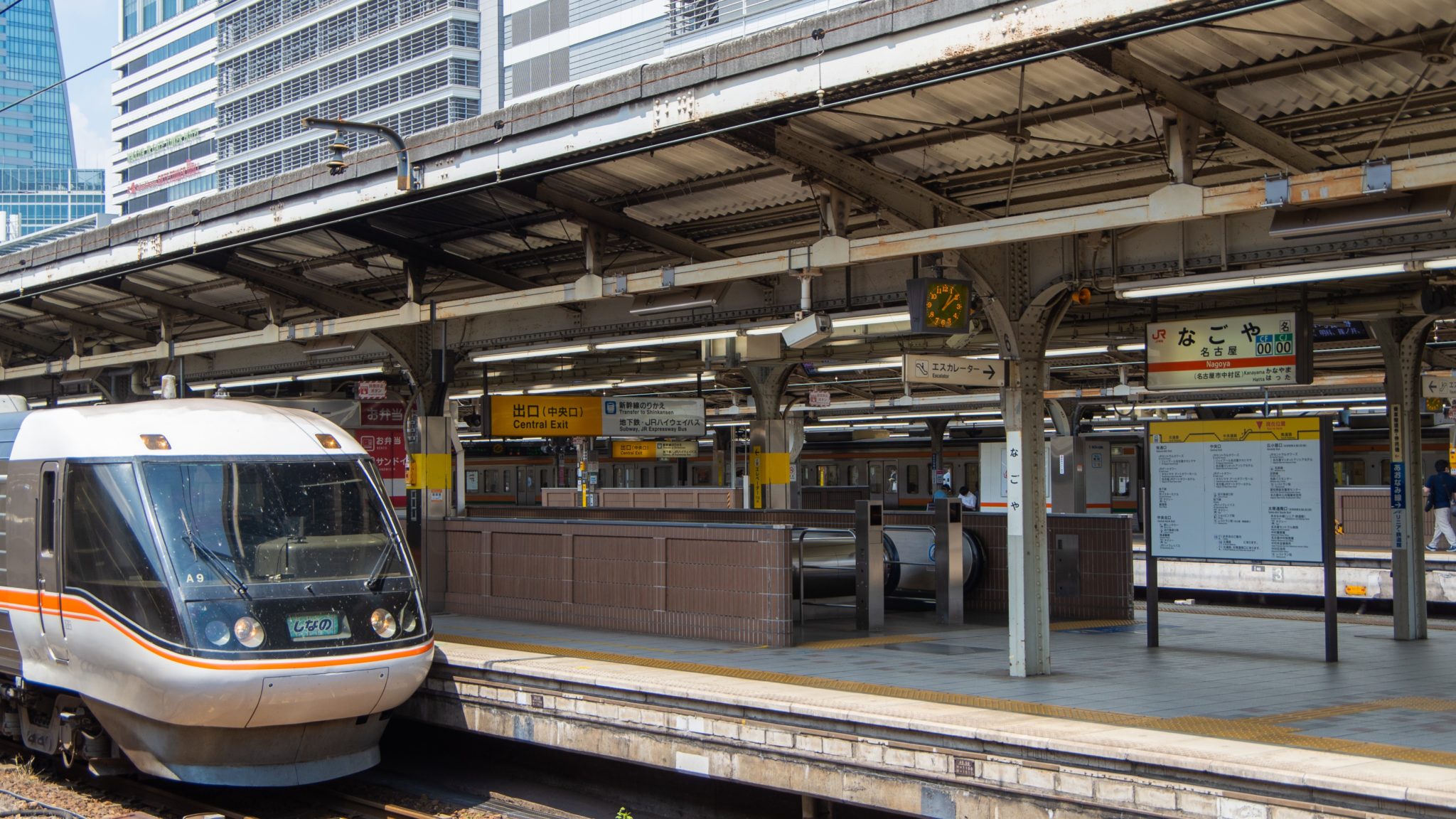 名古屋のド定番撮影スポット・JR名古屋駅在来線ホーム撮影記